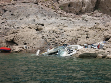 Lake Mead boat crash.jpg