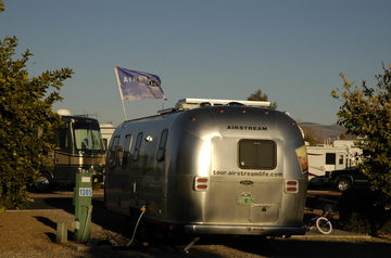 Tucson Beaudrys trailer.jpg