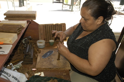 Ybor cigar making.jpg