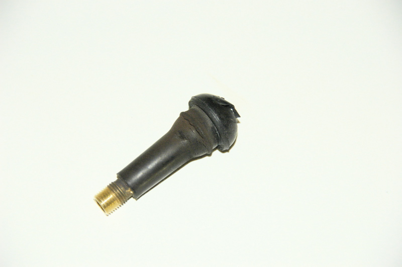 bad-valve-stem.jpg